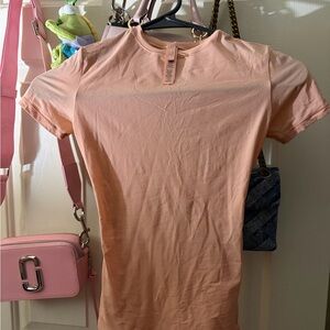 SKIMS FITS EVERYBODY T SHIRT (XXS)
